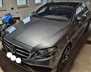 Mercedes-Benz E 400 E 400 d 4Matic (213.023)
