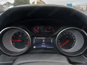 Opel Insignia 2.0 B Grand Sport Innovation 4x4 OPC Bild 5