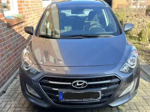 Hyundai i30 i30 blue Kombi 1.6 CRDi DCT Trend