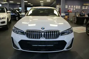 BMW 320 320i Touring - M Sport - Bild 2