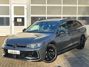 Volkswagen Passat Variant Passat 2.0 TDI DSG R-Line|AHK|BlackStyle|5JGaran
