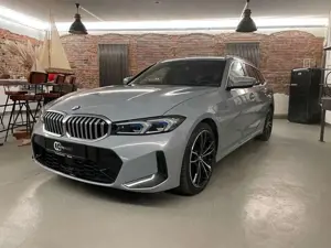 BMW 320 d xDrive M Sport ACC HuD HK Pano 360° RKF 19"