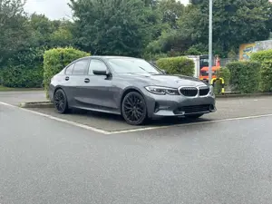 BMW 320 320 d Sport Line Shadowline Optik