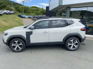 Dacia Duster Journey TCe 130 4x4 Bild 4