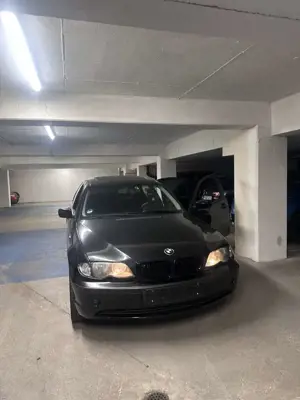 BMW 318 318i