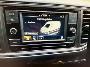 Volkswagen Crafter Kasten Kasten 35 lang Hochdach FWD Bild 4