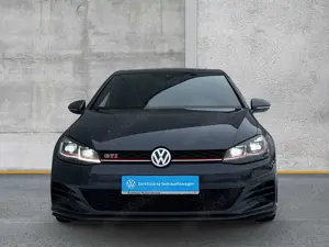 Volkswagen Golf VII GTI Performance 245PS LED ACC VIRTUAL 18" Bild 5