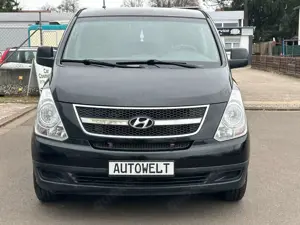Hyundai H-1 2,5 6 Sitzplätze Automatik Klimaanlage AHK Bild 2
