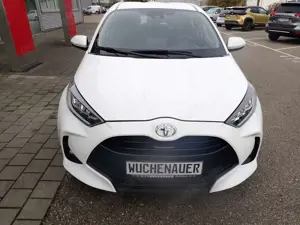 Toyota Yaris 1.5 VVT-i 6-G Team, SHZ Deutschland Bild 2