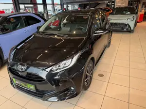 Toyota Yaris 1.5 Dual-VVT-i Team D LED, SHZ, Kamera, DAB Bild 2