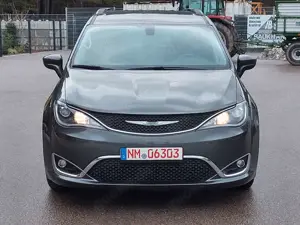 Chrysler Pacifica 3.6 V6 - LEDER - NAVI - 7*Sitzer Bild 2
