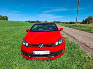 Volkswagen Golf GTI GTI, Vollleder, Navi, 8 fach bereift, PDC Bild 3