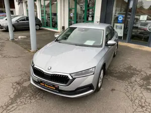 Skoda Octavia Octavia IV 1.0 eTSI DSG Ambition SMART/GRA/RFK/SH Bild 4