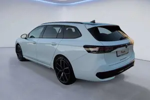 Volkswagen Passat R-Line 2.0 TDI 4MO DSG LED LEDER ALU Bild 3