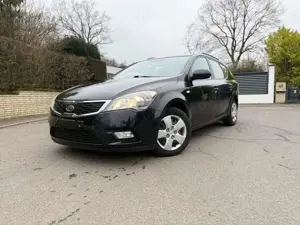 Kia Ceed SW / cee'd SW Vision*3.Hand*SHZ*PDC*TÜVServiceNEU*Euro5