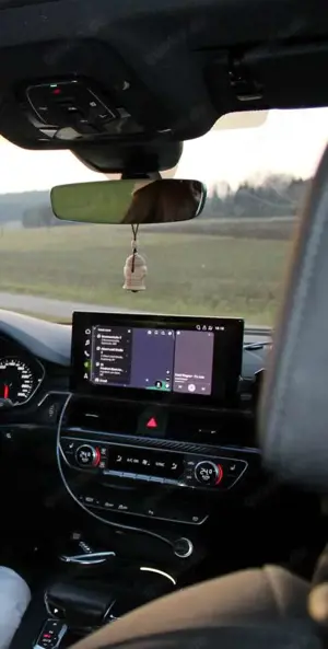 Audi A4 Avant 50 TDI quattro tiptronic S line Bild 2