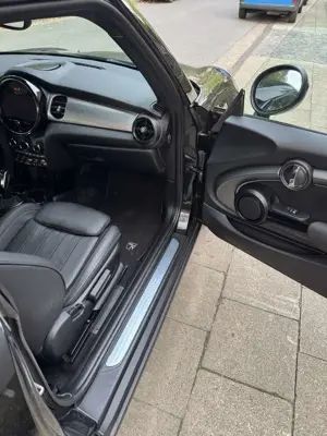 MINI Cooper Cooper Bild 4