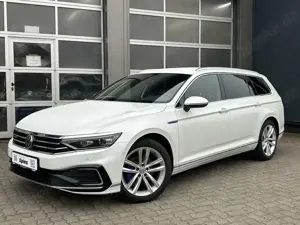 Volkswagen Passat Variant GTE AHK Matrix Standhzg. Alcantara