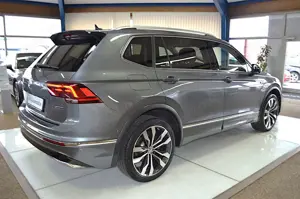 Volkswagen Tiguan Allspace Highline 4Motion R-LINE / XENON Bild 3
