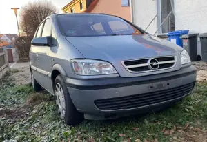 Opel Zafira Zafira 2.2 Elegance