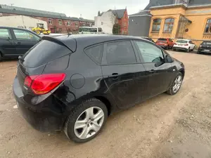 Opel Astra 1.4 Turbo Edition