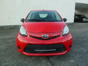Toyota Aygo 1,0i 68 nur 92 TKm Euro 5 2. Hand