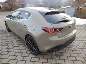 Mazda 3 2.5e-SKYACTIV G 140PS HOMURA...Voll-LED, Sitzheizu Bild 5