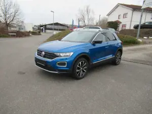 Volkswagen T-Roc Style *volldigiCockpit*LED*AHK*ACC