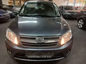 Lada Granta AUTOMATIK SITZHEIZUNG KLIMA LM Bild 4