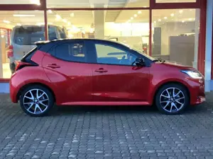 Toyota Yaris Hybrid 1.5 VVT-i Style Bild 5