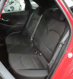 Hyundai i30 - 1,4-GDI Intro Plus-Paket Alu 17 Allwetter Bild 5
