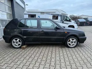 Volkswagen Golf III GTI EDITION KLIMA 1.HD ORIGINAL 111TKM! Bild 3