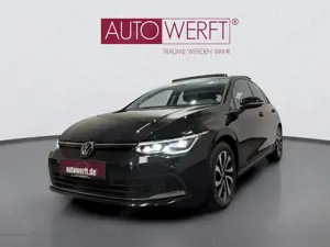 Volkswagen Golf 8 2.0 TDI DSG ACTIVE MATRIX PANO CAM HEAD NAVI ACC