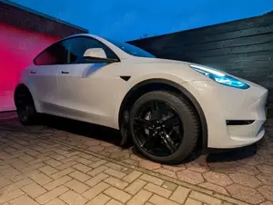Tesla Model Y Model Y Long Range Dual Motor AWD