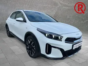Kia XCeed Vision 1.6 T-GDI PDC Rückfahrkam. Navi Klimaautom Bild 3