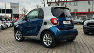 smart forTwo Coupé TURBO DCT BLUE  SILVER EDITION! NAVI! Bild 4