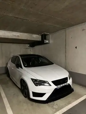 SEAT Leon 2.0 TSI StartStop DSG Cupra 290