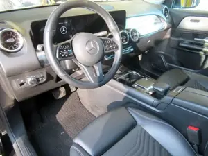 Mercedes-Benz GLB 200 d 8G-DCT Style Navi/SHZ/RFK/Tempo Bild 5
