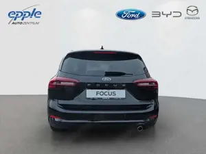 Ford Focus Turnier TITANIUM X 155PS Top-Ausstattung Bild 5