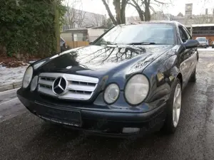 Mercedes-Benz CLK 320 CLK-Klasse Coupe Elegance Automatic