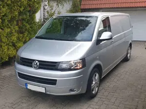 Volkswagen T5 Transporter Transporter T5 TDI 4MOTION Kasten Langer Radstand