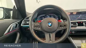 BMW M4 A Competition Coupé LCPro ACC PDC DAB 19/20" Bild 5