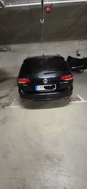 Volkswagen Passat Variant 2.0 TDI (BlueMotion Technology) Trendline Bild 2