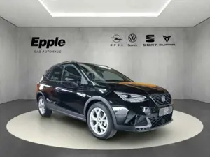 SEAT Arona FR 1.0 Digitales Cockpit LED PDC v+h+Rückfahrkamer