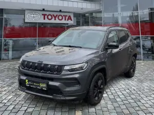 Jeep Compass 1.3 MultiAir Night Eagle Top Gepflegt