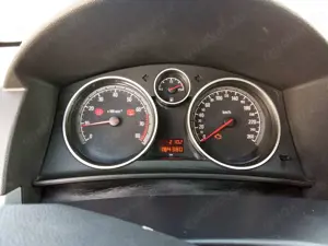 Opel Astra 1.6 Elegance Bild 2