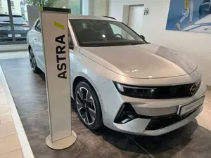 Opel Astra L Sports Tourer Electric/Navi/SSD/RFK