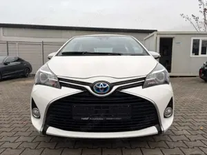 Toyota Yaris Hybrid Edition-S Automatik/1.Hand/Shz./Kam Bild 2