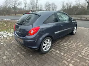 Opel Corsa Innovation SHZ PDC Lenkradhz. Bild 4