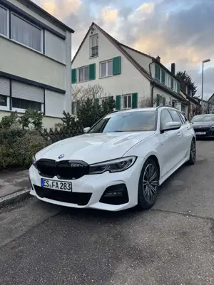 BMW 320 320d Touring Aut. M Sport Laser Head Up Driv. Prof